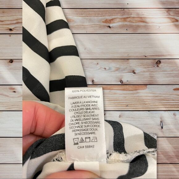 Express Nautical Striped Flowy tank - Picture 4 of 6